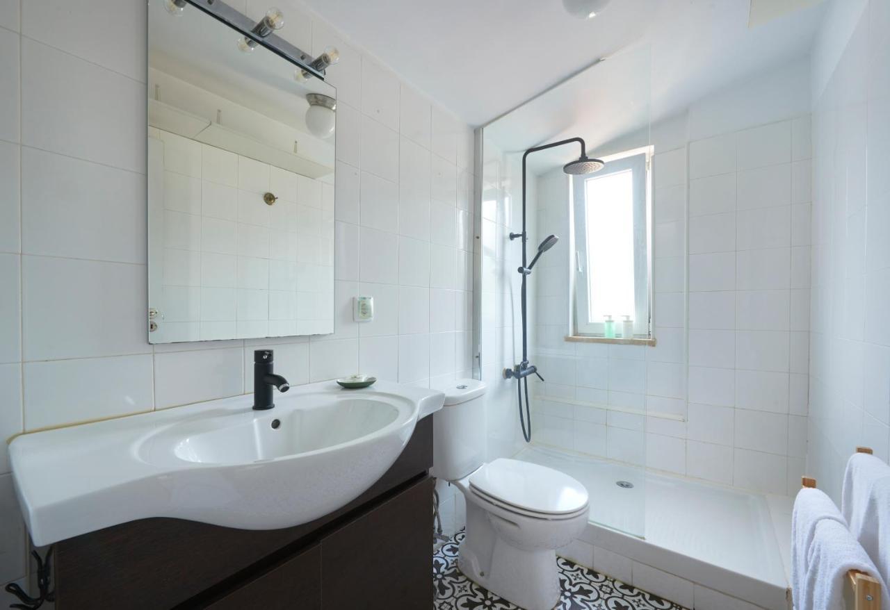 Bright Apt W Balcony, Ac, Parking, By Timecooler Lissabon Exterior foto